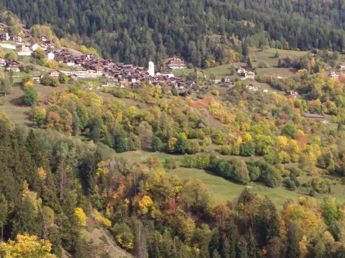 Chalet Waldrand Appartement Inden Buitenkant foto