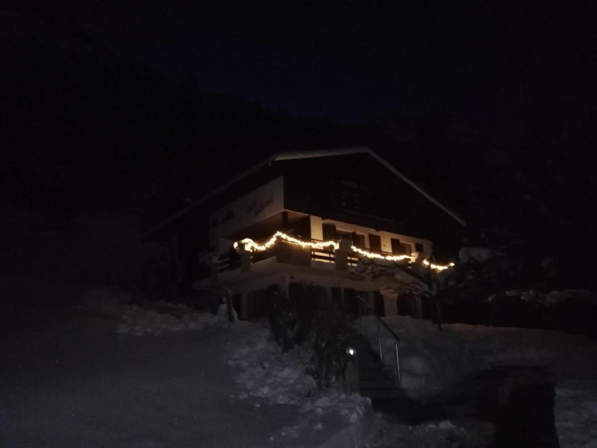 Chalet Waldrand Inden Buitenkant foto